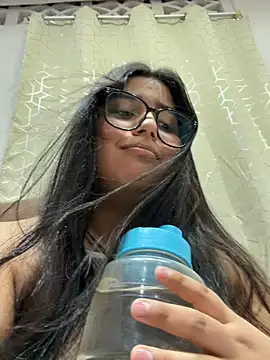 virginbrunette99 online show from January 11, 2026, 5:14 am