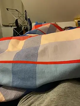 zou 9997 online show from November 18, 2025, 3:10 am