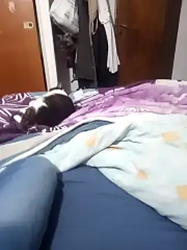 omeriz online show from October 22, 2025, 1:49 am