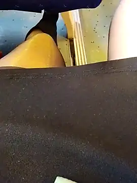 Snapshot of janick124 chatting on February 11, 2026, 10:37 am janick124 online show from February 11, 2026, 10:37 am