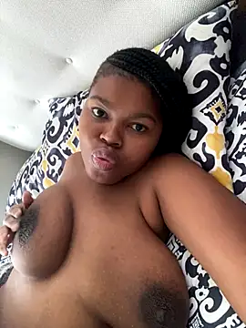  DollFace  online show from December 4, 2025, 6:34 am