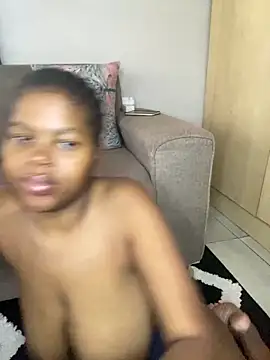  DollFace  online show from February 18, 2026, 4:25 pm