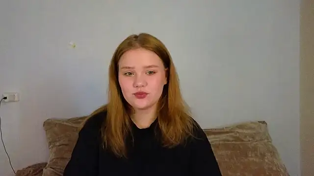 LaseyMoon online show from February 14, 2026, 3:51 am