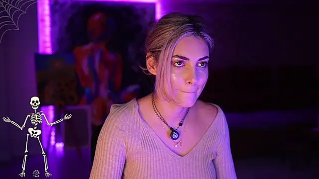  Allie  online show from October 28, 2025, 5:18 am