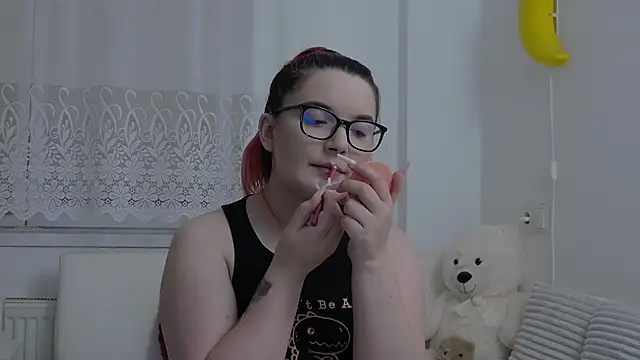 Snapshot of KailyKay chatting on April 28, 2026, 6:12 pm KailyKay online show from April 28, 2026, 6:12 pm