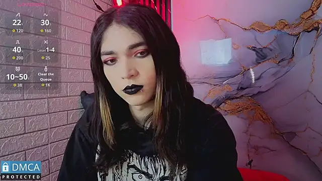 MaeveKuro online show from June 18, 2026, 3:05 am