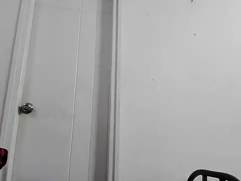 Snapshot of fitbuddy1 chatting on April 11, 2026, 12:31 pm fitbuddy1 online show from April 11, 2026, 12:31 pm