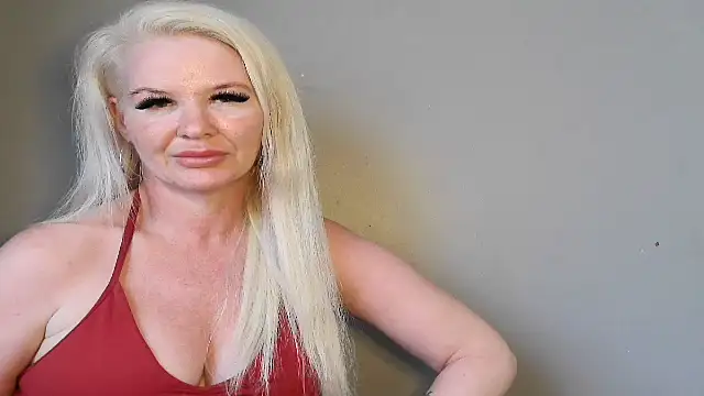Blonde-Grace online show from July 23, 2026, 5:42 pm