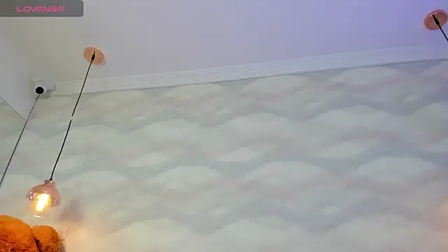 zephyra-angels online show from September 30, 2025, 3:23 am