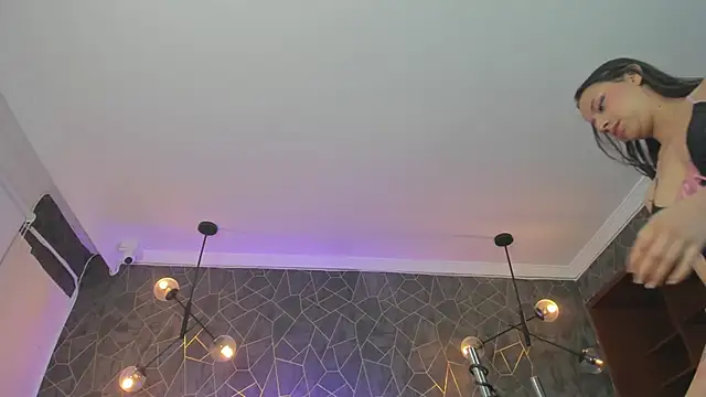 zephyra-angels online show from October 22, 2025, 4:12 am