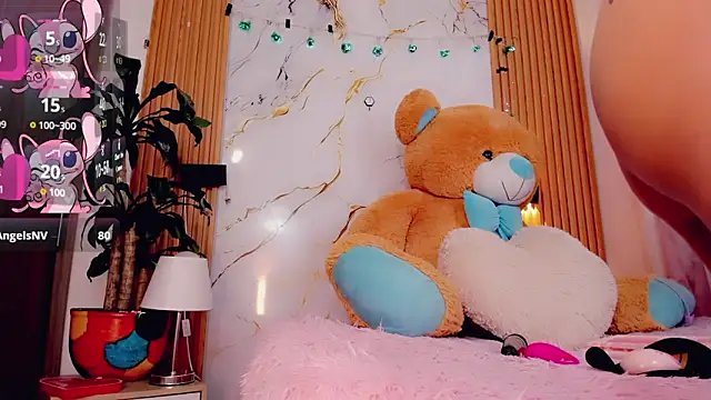 ValeriCardenas online show from April 9, 2026, 3:08 am