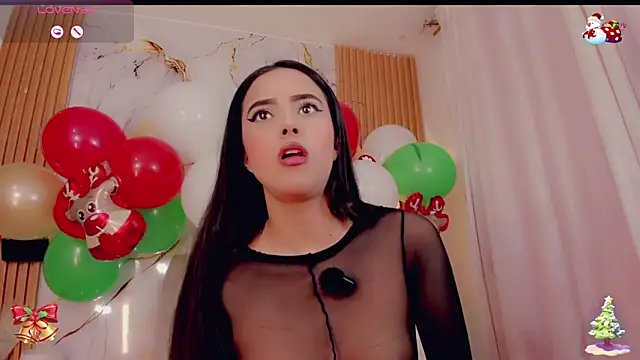 ValeriCardenas online show from December 18, 2025, 1:22 am