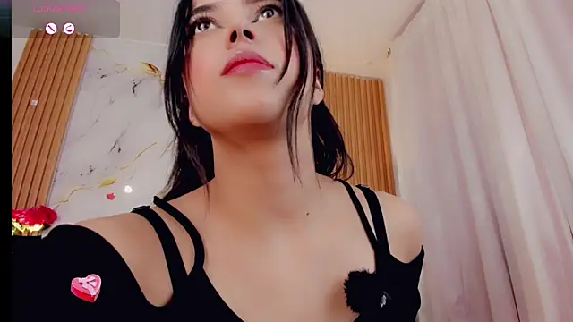 ValeriCardenas online show from November 12, 2025, 1:10 am