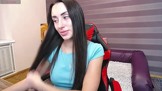 JenniferStone online show from October 21, 2025, 6:57 am