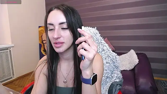 JenniferStone online show from March 14, 2026, 9:15 am