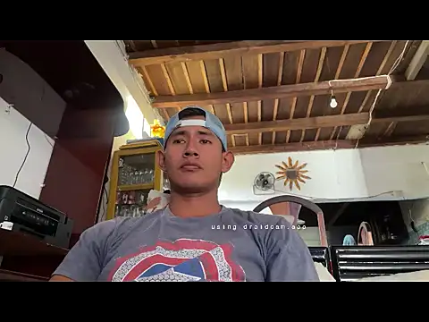 andresalvia19 online show from April 23, 2026, 3:13 pm