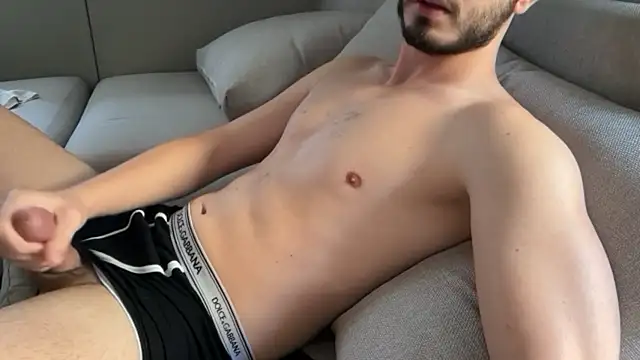 alfonso135 online show from November 27, 2025, 9:43 am