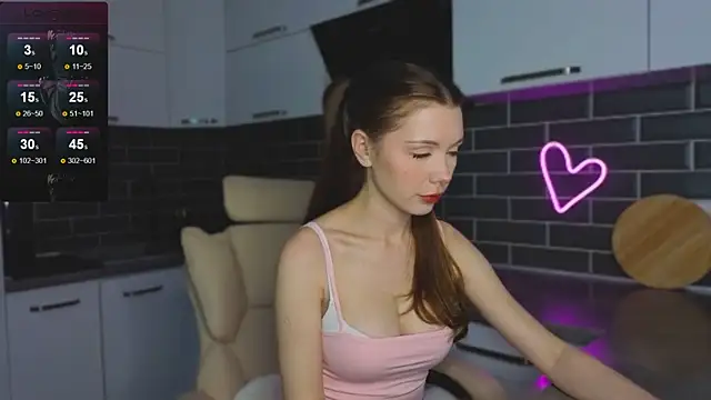 EmmaVictori1 online show from July 13, 2026, 6:35 am
