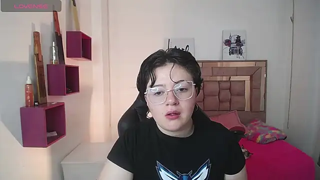 safyka online show from November 12, 2025, 9:40 pm