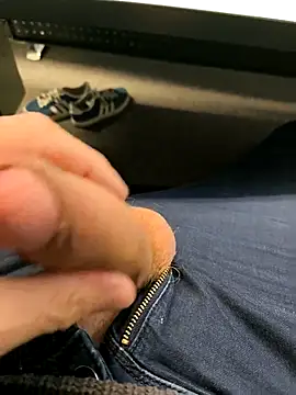 Snapshot of bavaricus123 chatting on October 29, 2025, 1:10 pm bavaricus123 online show from October 29, 2025, 1:10 pm