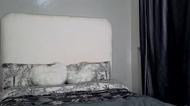 Snapshot of PrincessTamara chatting on September 25, 2025, 5:30 pm PrincessTamara online show from September 25, 2025, 5:30 pm