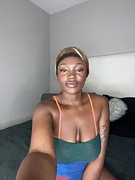 Snapshot of PrincessTamara chatting on October 29, 2025, 5:34 pm PrincessTamara online show from October 29, 2025, 5:34 pm