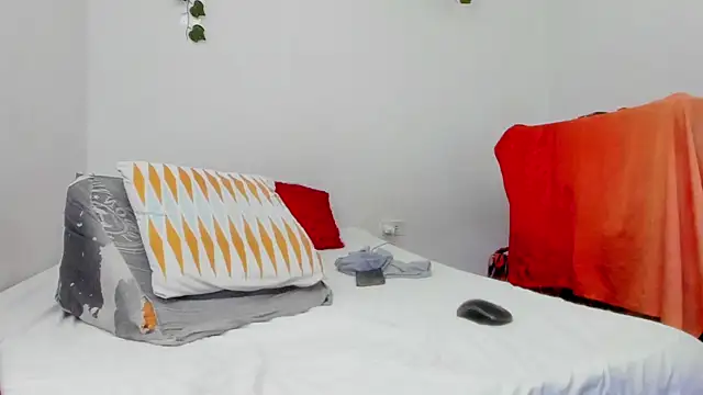 damian c12 online show from March 3, 2025, 3:05 am