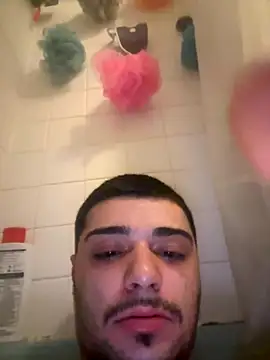 papiVilla23 online show from September 30, 2025, 3:56 am