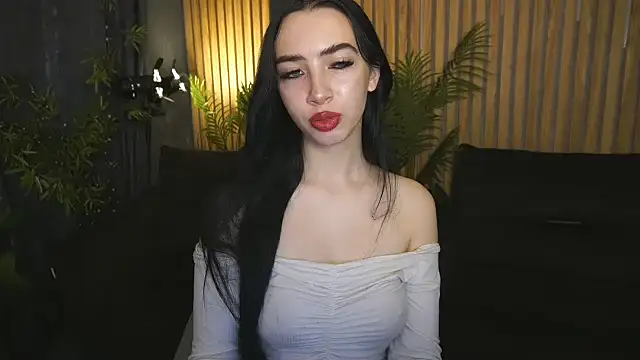 WildKittenX  online show from October 14, 2025, 5:52 am