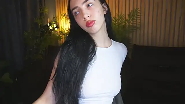 WildKittenX  online show from October 24, 2025, 5:39 am