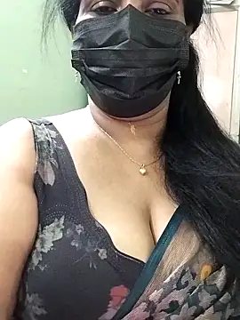 Snapshot of abinaya26 chatting on April 6, 2026, 2:40 pm abinaya26 online show from April 6, 2026, 2:40 pm