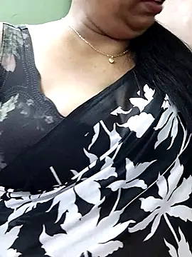 Snapshot of abinaya26 chatting on April 9, 2026, 3:51 pm abinaya26 online show from April 9, 2026, 3:51 pm