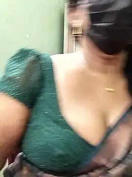 Snapshot of abinaya26 chatting on March 3, 2026, 4:47 pm abinaya26 online show from March 3, 2026, 4:47 pm