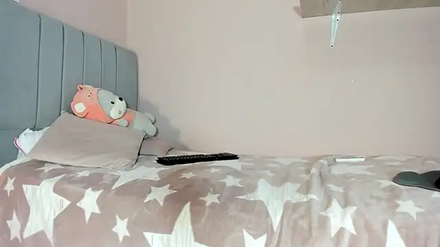 mary cute9 online show from November 14, 2025, 12:42 pm