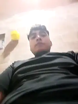 crisssalazar online show from March 19, 2025, 5:19 am