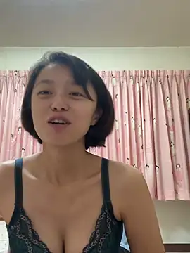 ladypaggy online show from February 14, 2026, 5:35 pm