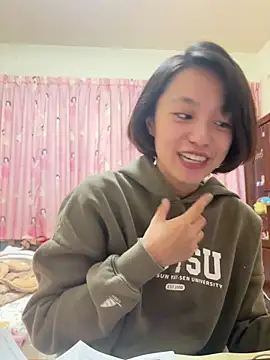 Snapshot of ladypaggy chatting on March 10, 2026, 9:24 am ladypaggy online show from March 10, 2026, 9:24 am