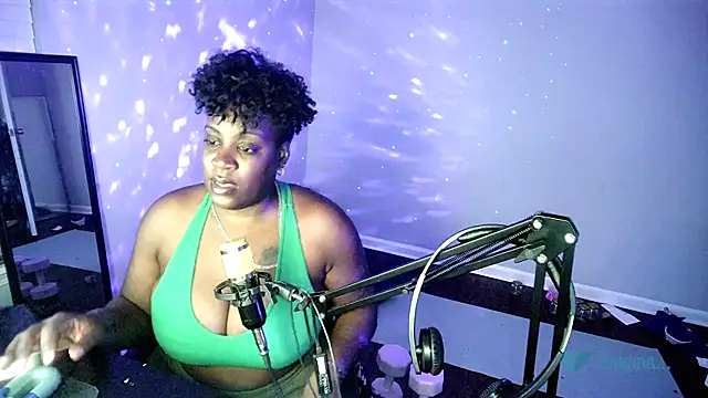 lovelyenigma365 online show from February 22, 2026, 3:09 am