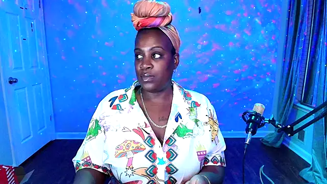 lovelyenigma365 online show from March 24, 2026, 4:56 am