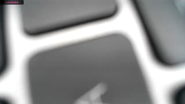 lovelyenigma365 online show from January 6, 2026, 5:06 pm