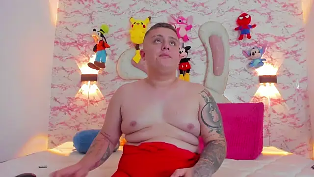 IM SINAY online show from November 9, 2025, 8:46 pm