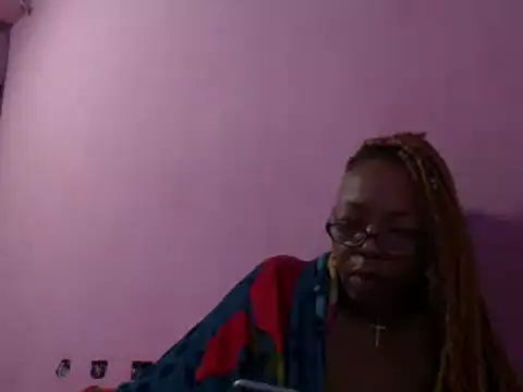 Ladyzee25 online show from January 7, 2026, 2:44 pm