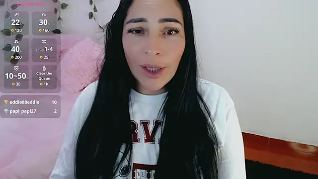 luna lgomez  online show from March 11, 2025, 2:29 pm