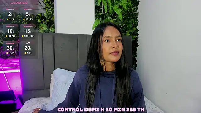 Fernanda liie  online show from October 18, 2025, 12:51 pm