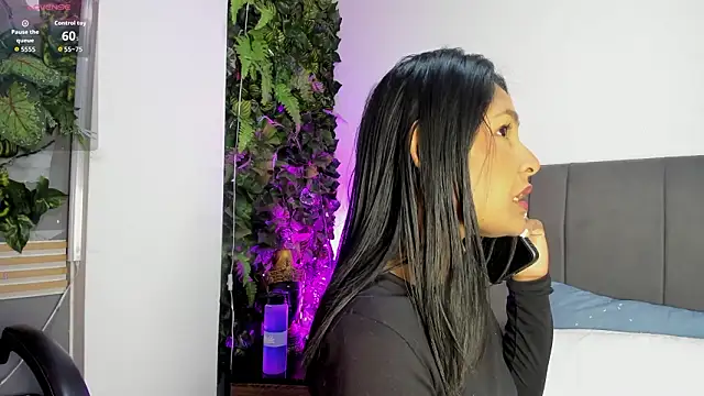 Fernanda liie  online show from March 13, 2026, 12:21 pm