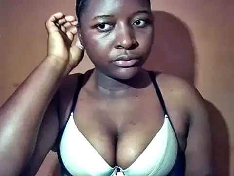 sexyhips2001 online show from September 23, 2025, 2:18 am