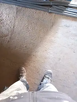 Snapshot of Mafiotul27 chatting on March 4, 2025, 10:13 am Mafiotul27 online show from March 4, 2025, 10:13 am