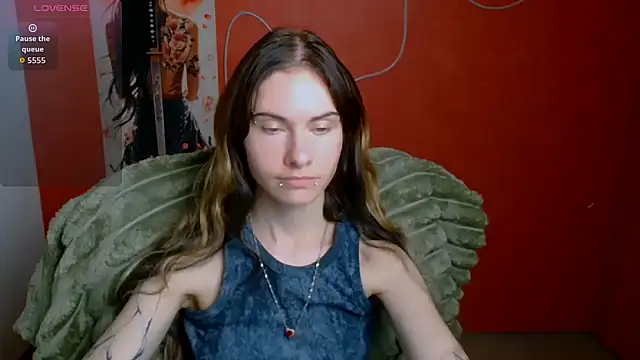 Snapshot of Fiona_Night chatting on June 17, 2026, 11:20 am Fiona Night online show from June 17, 2026, 11:20 am