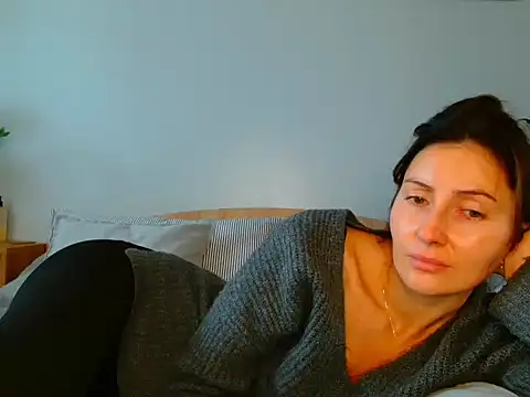 Irina9793 online show from November 19, 2025, 10:15 am