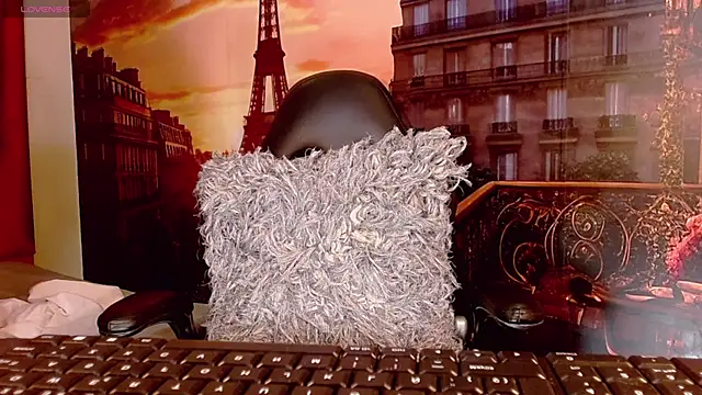 Gabi Prince online show from November 8, 2025, 7:50 pm